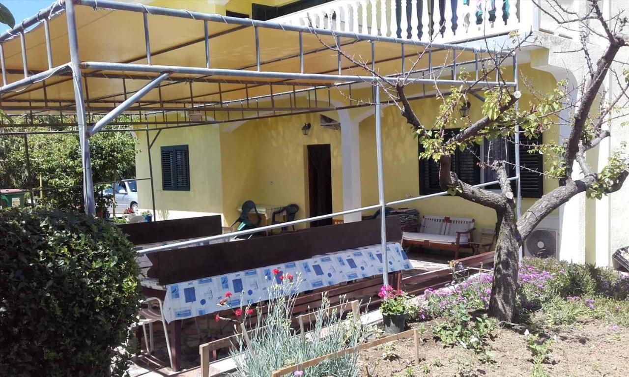 Apartment in Lopar/Insel Rab 17739 Exterior foto
